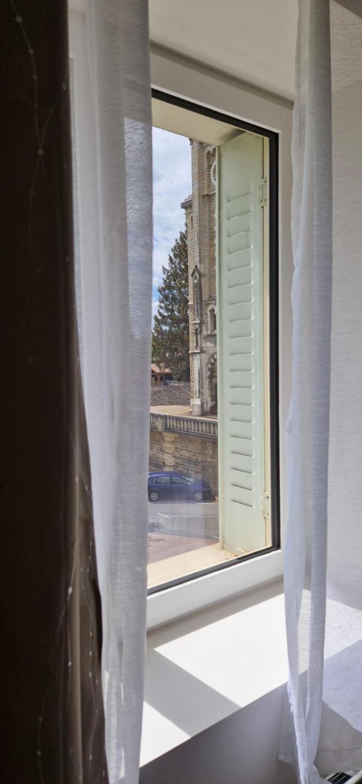 Appartement Au Pied De La Basilique